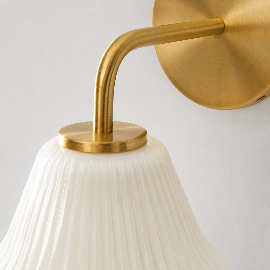 Rivrona Ribbed Glass Wall Sconce - Elegant Modern Lighting for Hallway & Bedroom