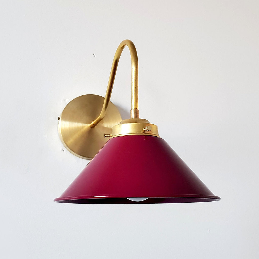 Curved Arm Wall Sconce - Accent Lighting For Bedroom & Hallway