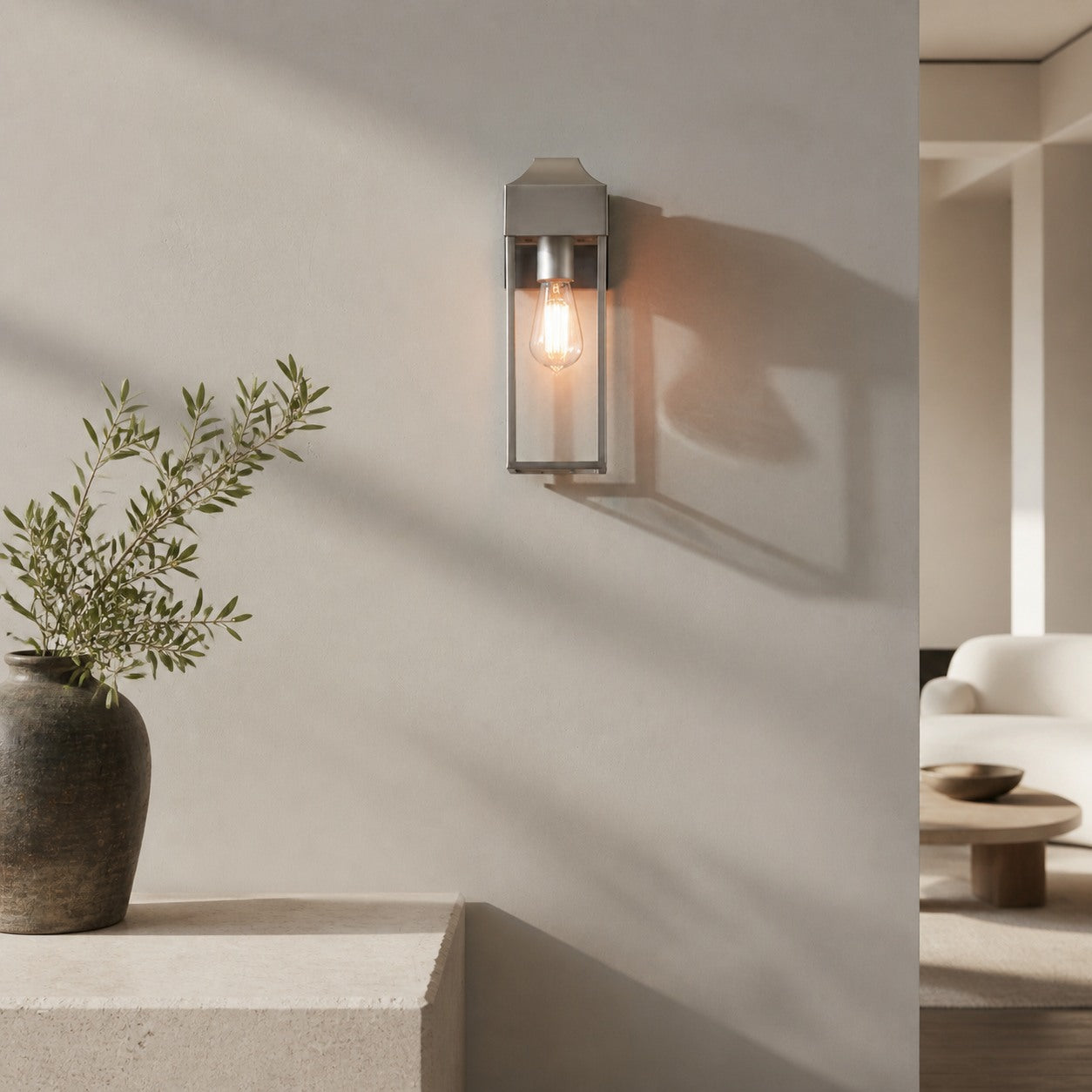 Georgon Exterior Wall Lantern Light – Clear Glass Shade, Classic Architectural Style for Outdoor Spaces