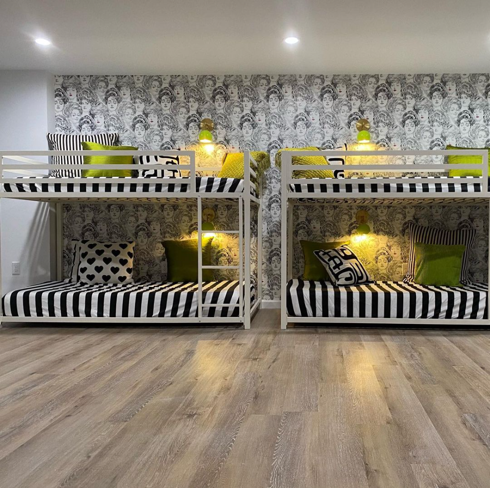 Vintage Inspired Spring Green Globe Wall Sconce