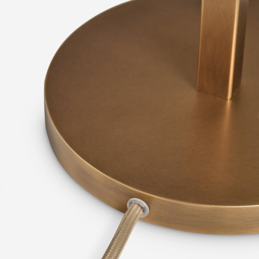 Vellaro Elegant Brass Table Lamp with Fabric Shade – Bedside Light for Contemporary Bedroom