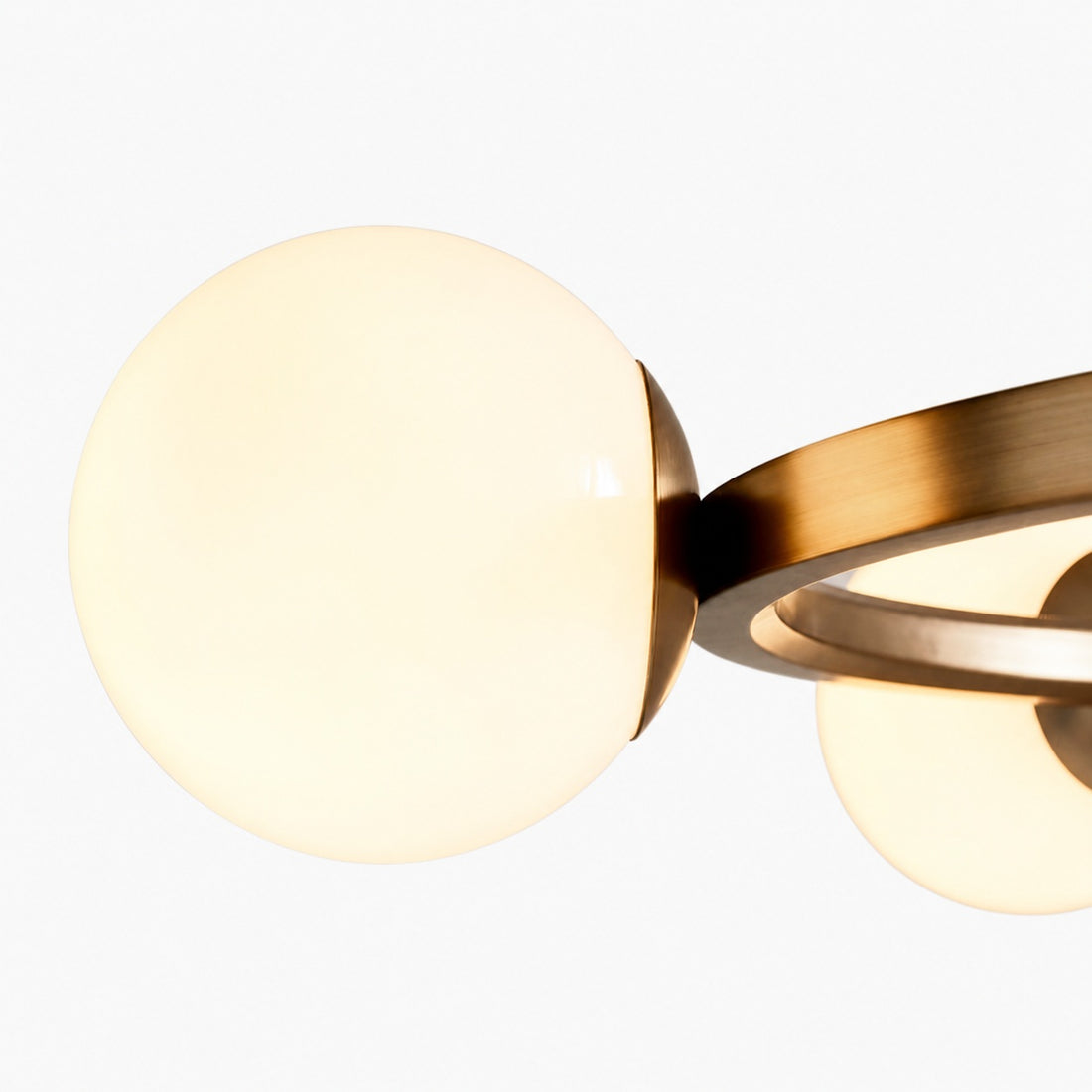 Brelia Round Light Chandelier - Modern Globe Chandelier in Stylish Design