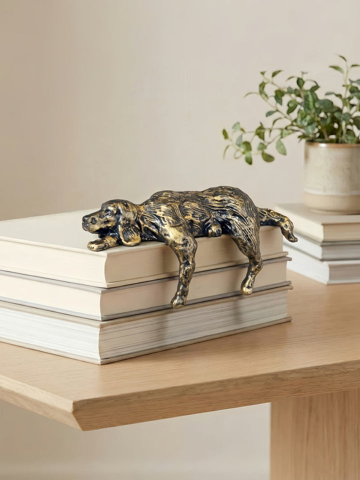 Floxo Geometric Dog Sculpture Modern Decor - Minimalist Iron Art for Desk