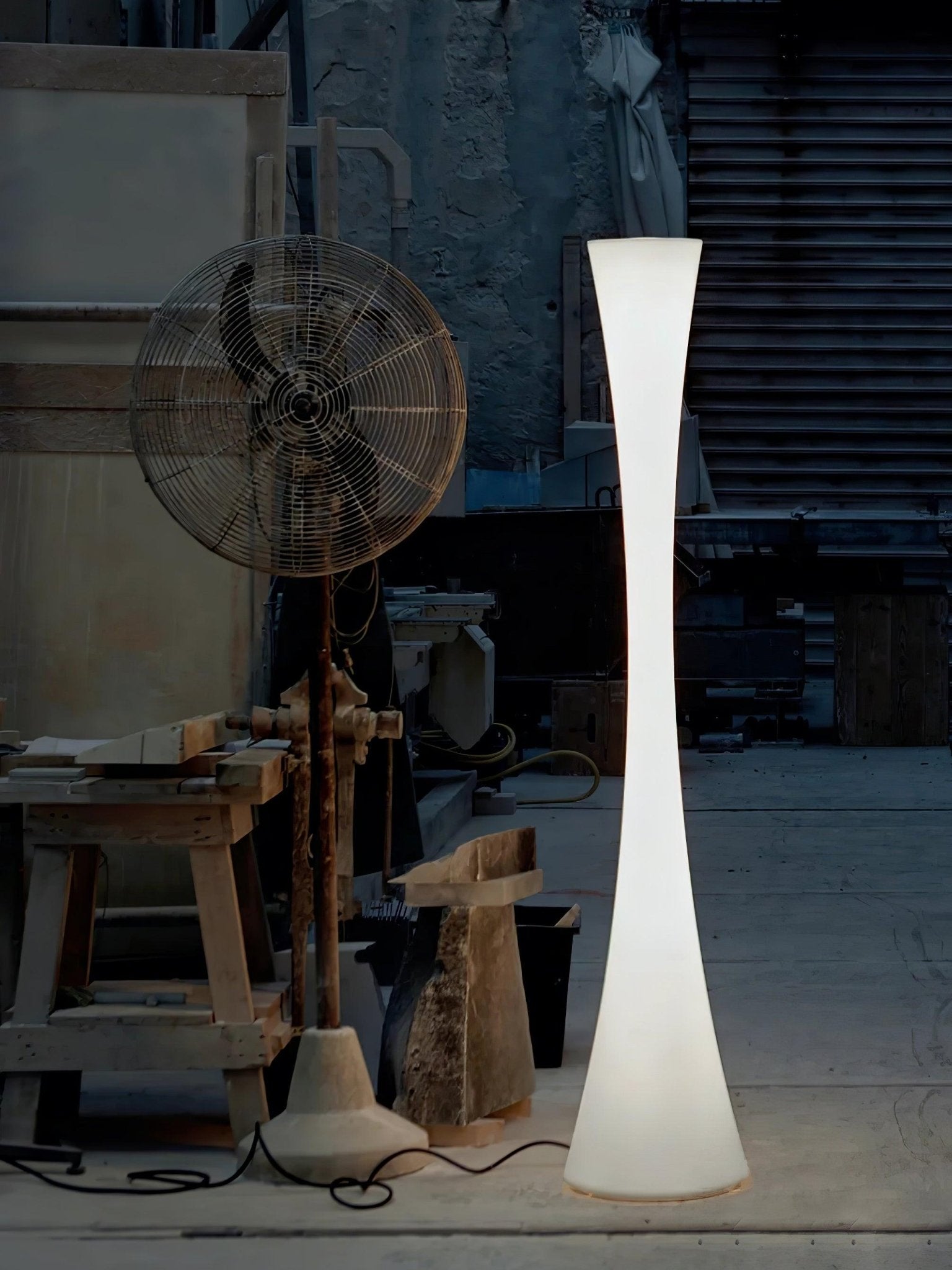 Romantic Simple White Column Floor Lamp