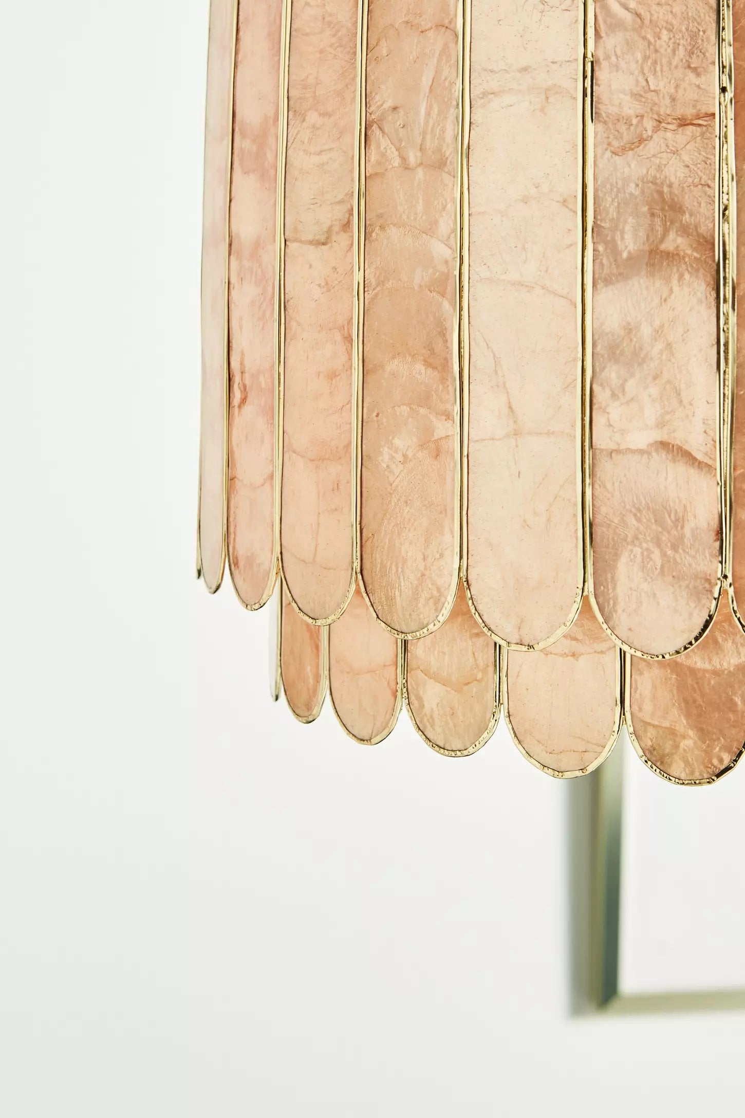 Lumica Capiz Faceted Pendant Light - Elegant Natural Shell Design