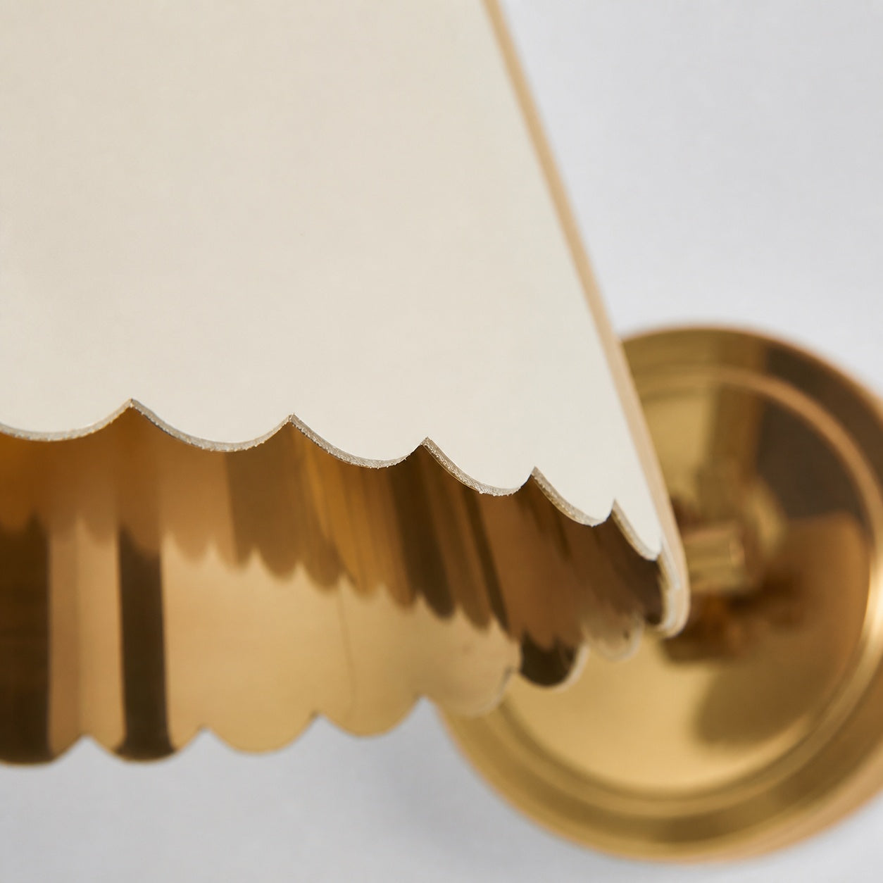 Foldray Scalloped Task Sconce - Leather Wall Light for Home