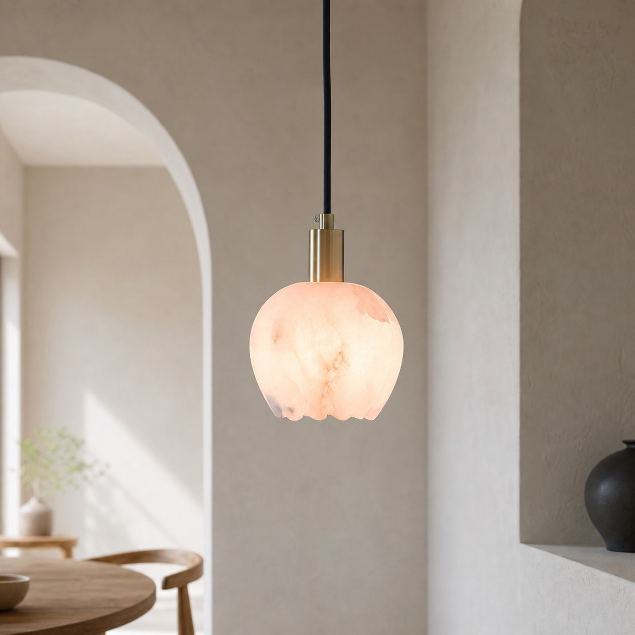Lilin Alabaster Pendant Light