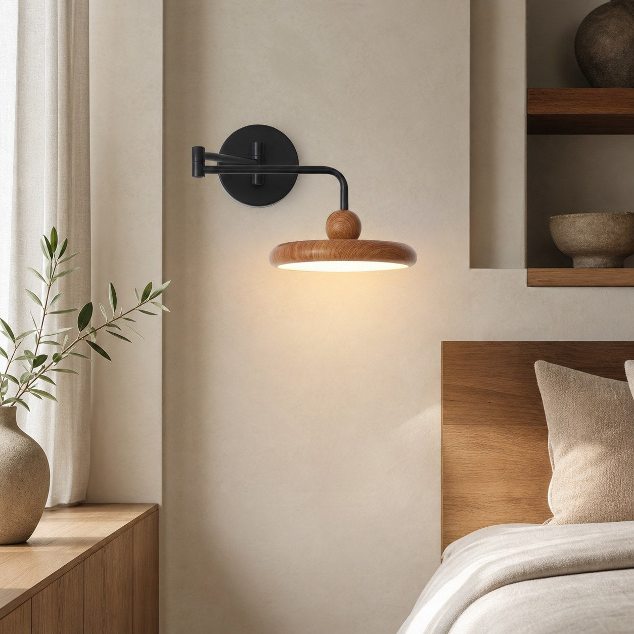 Karlin Wall Lamp