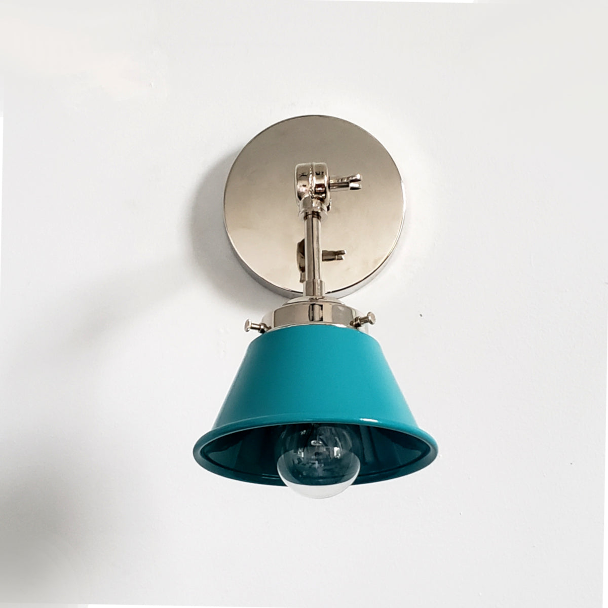 Modern Cone With Elegant Swivel Mechanism Brass Wall Lamp