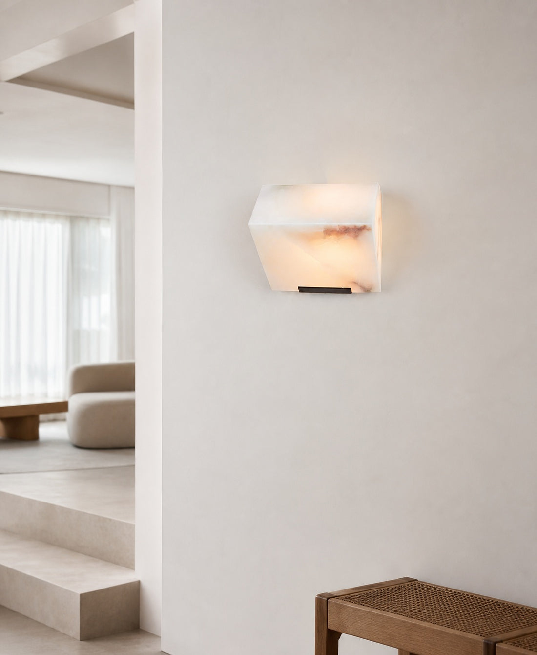 Modern Alabaster Wall Lamp – Minimalist Staircase Sconce for Hallway Corridor Lighting
