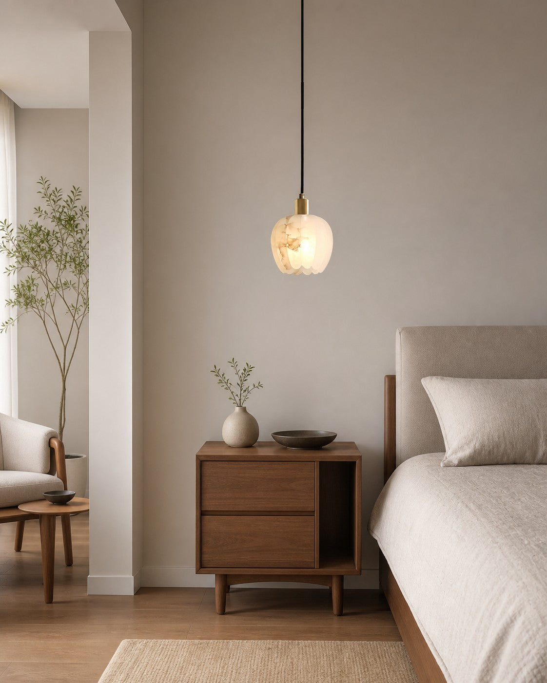 Lilin Alabaster Pendant Light