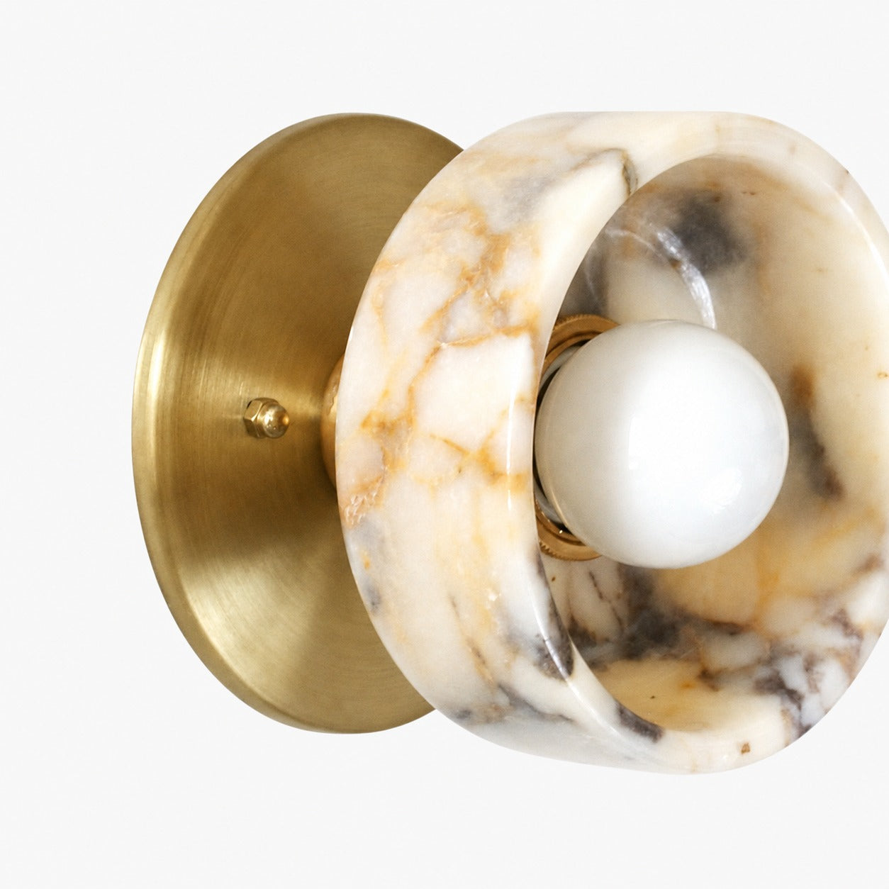 Piedra Wall Lamp