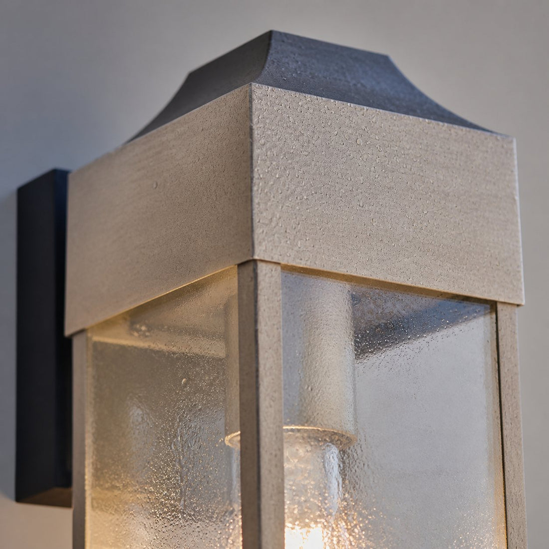 Georgon Exterior Wall Lantern Light – Clear Glass Shade, Classic Architectural Style for Outdoor Spaces