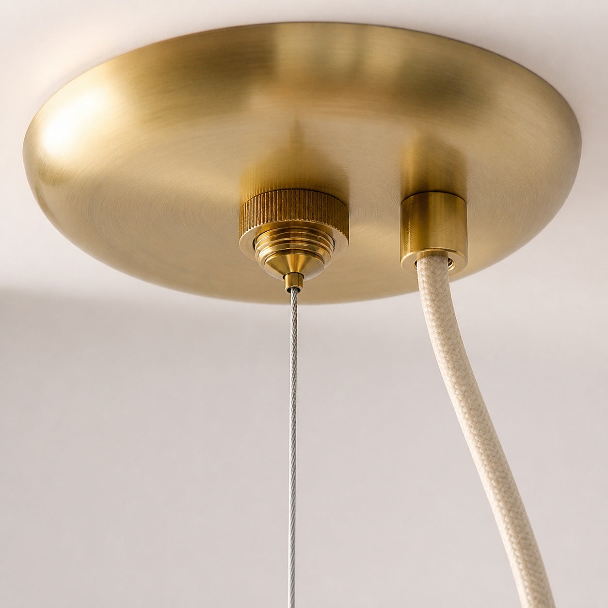 Lumivelle Minimalist Glass Pendant – Adjustable Height Dimmable Design