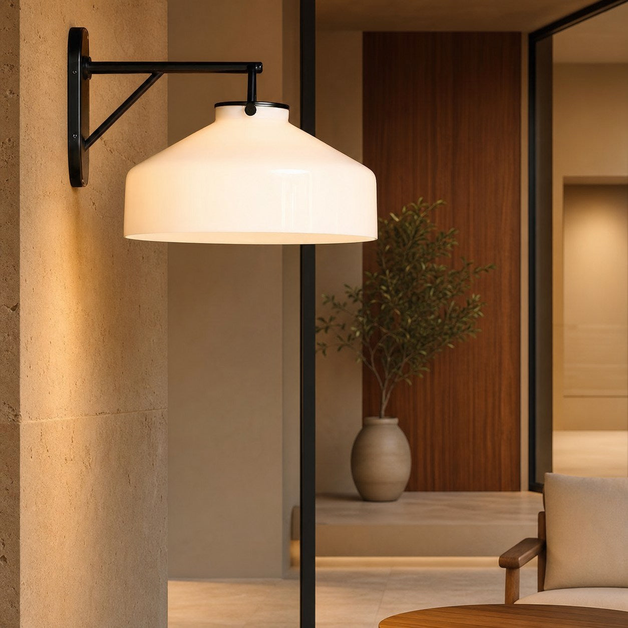 Hanton Minimalist Outdoor Wall Light - Matte Metal Industrial Sconce for Modern Spaces