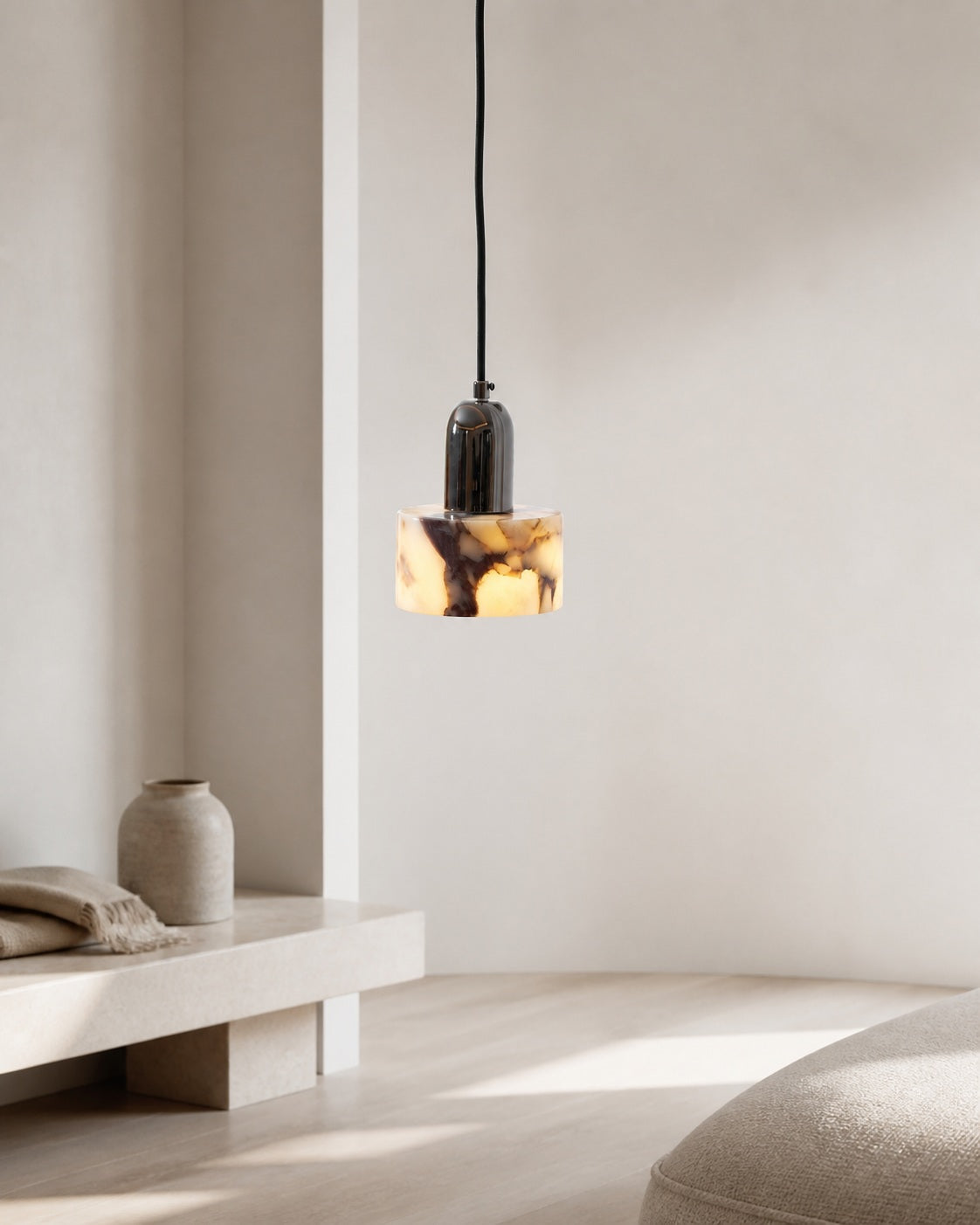 Dekum Marble Pendant Lamp