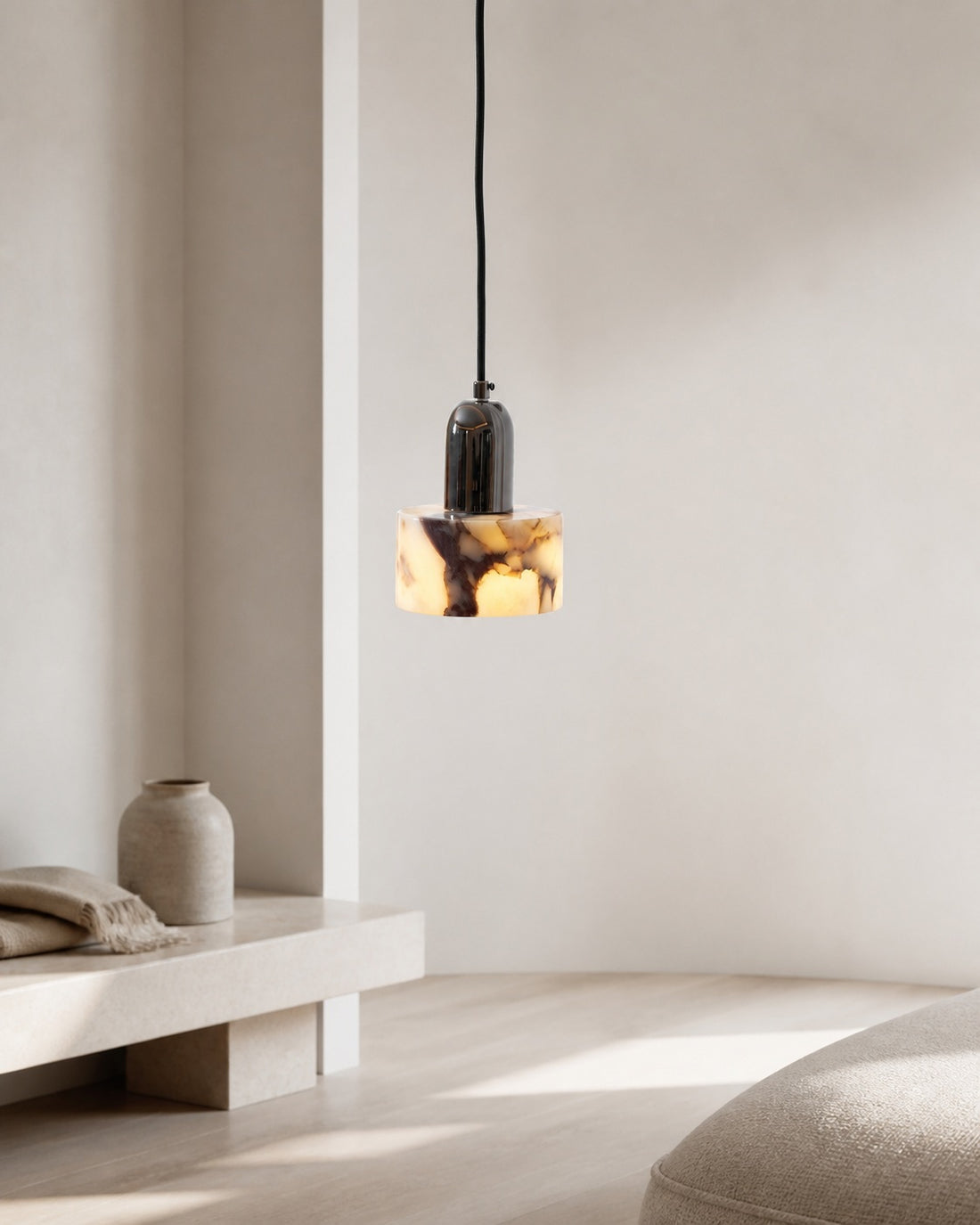 Dekum Marble Pendant Lamp