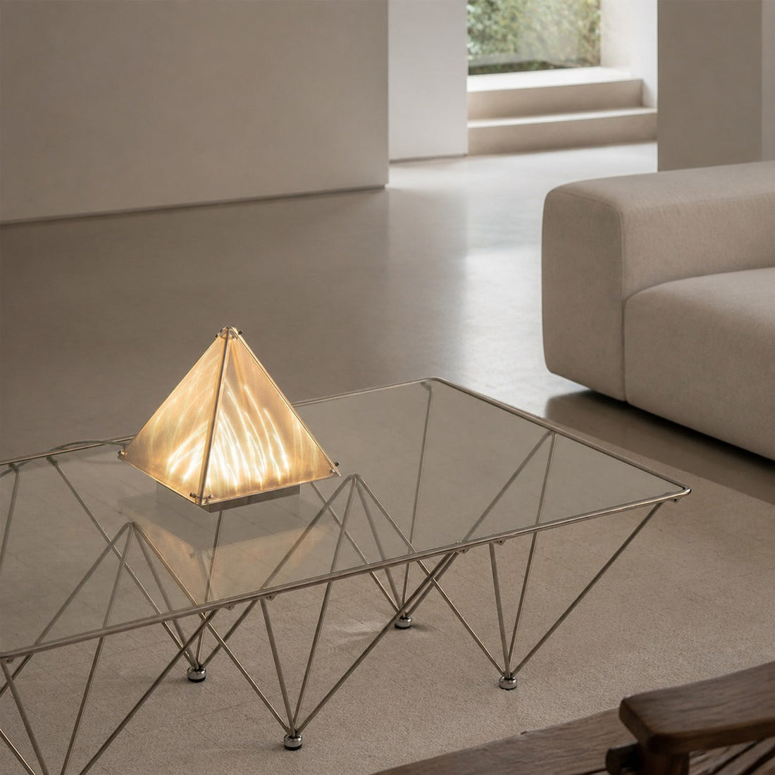 Fragment Table Lamp
