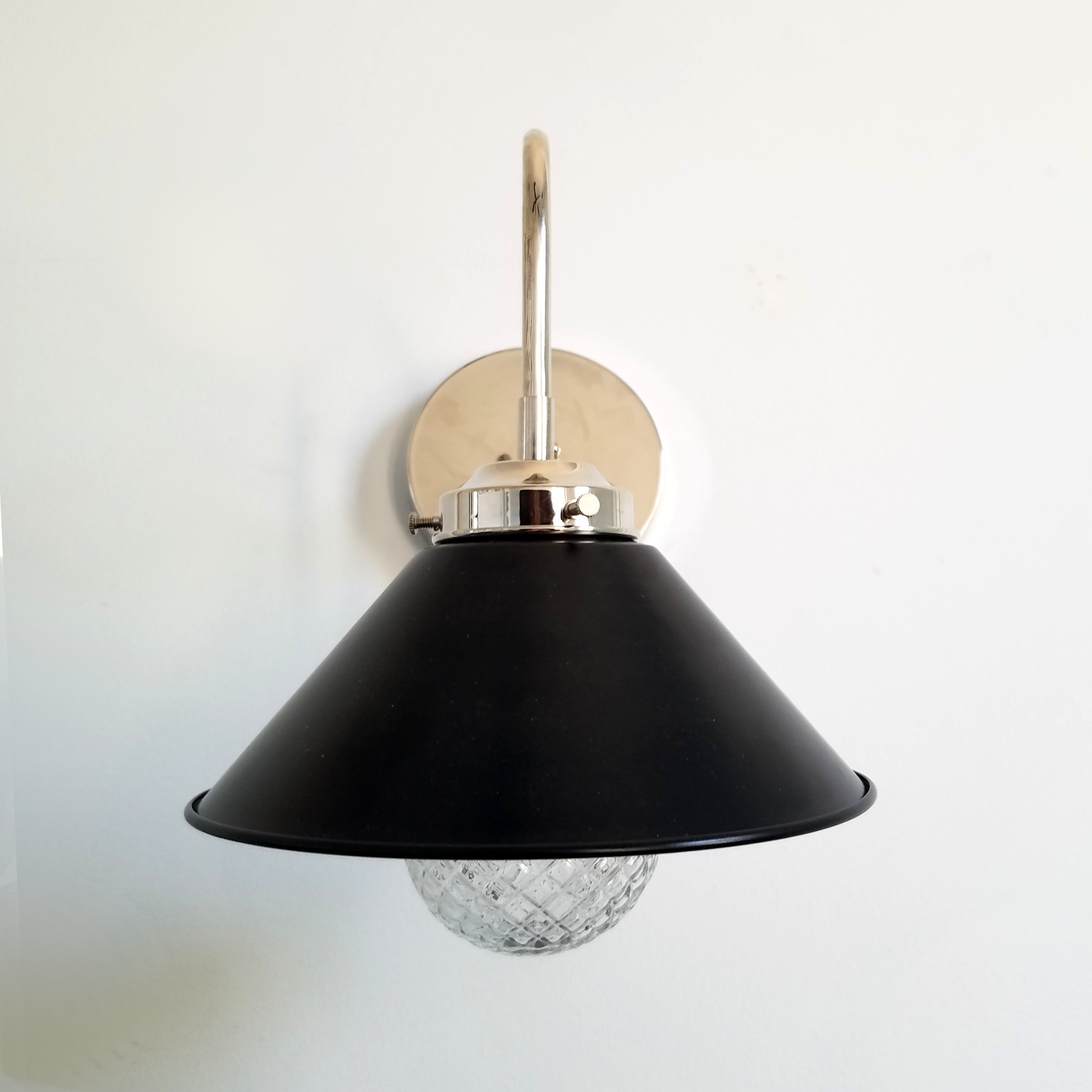 Curved Arm Wall Sconce - Accent Lighting For Bedroom & Hallway