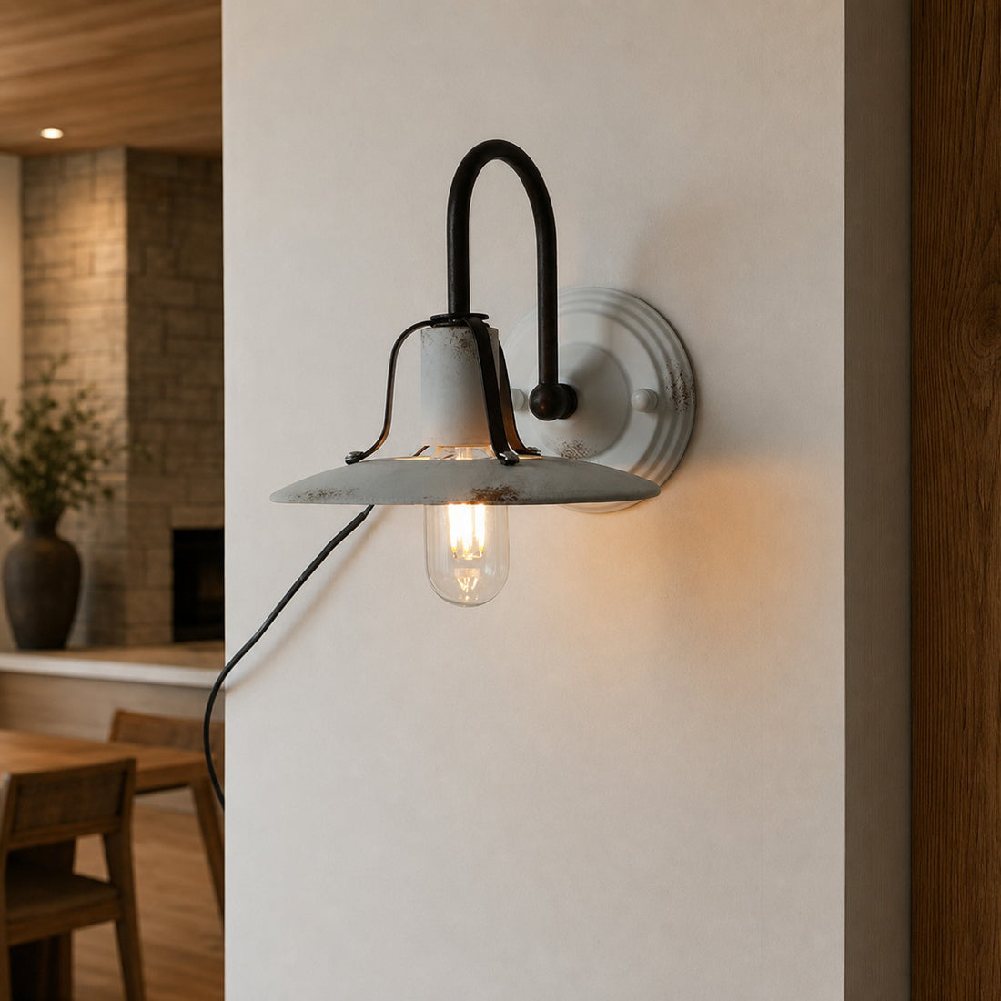Potenza Wall Lamp