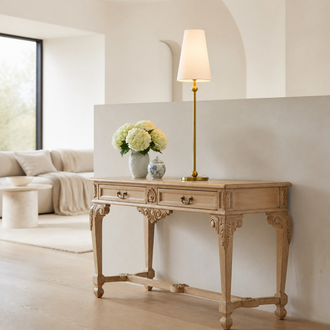 Serena Iron Table Lamp – Clean Lines and a Soft Linen Shade for Home Office or Bedside