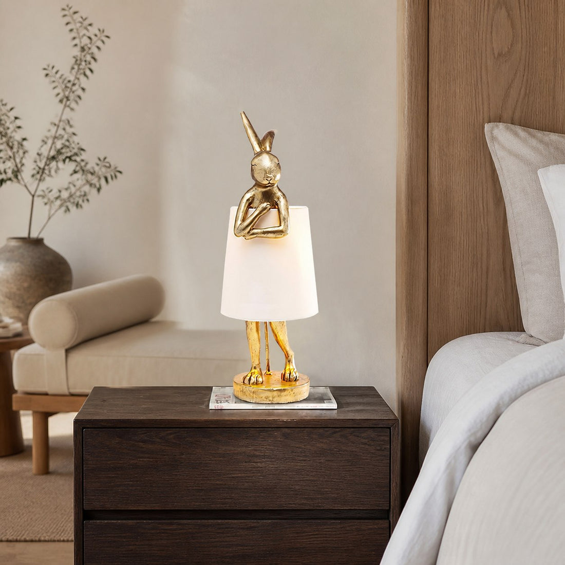 Chester Rabbit Table Lamp