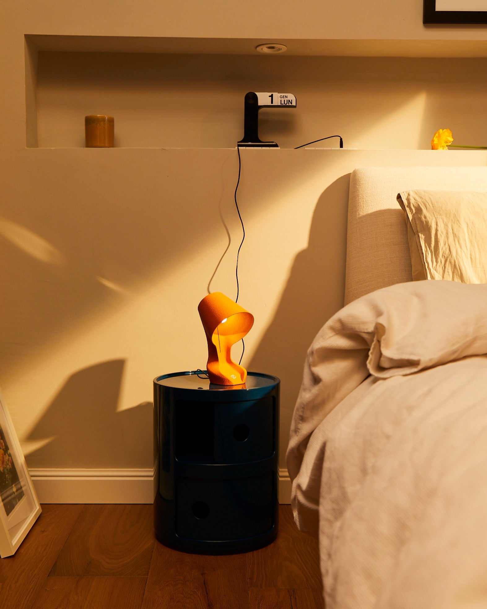 Creative Design Irregularly Multicolor Table Lamp