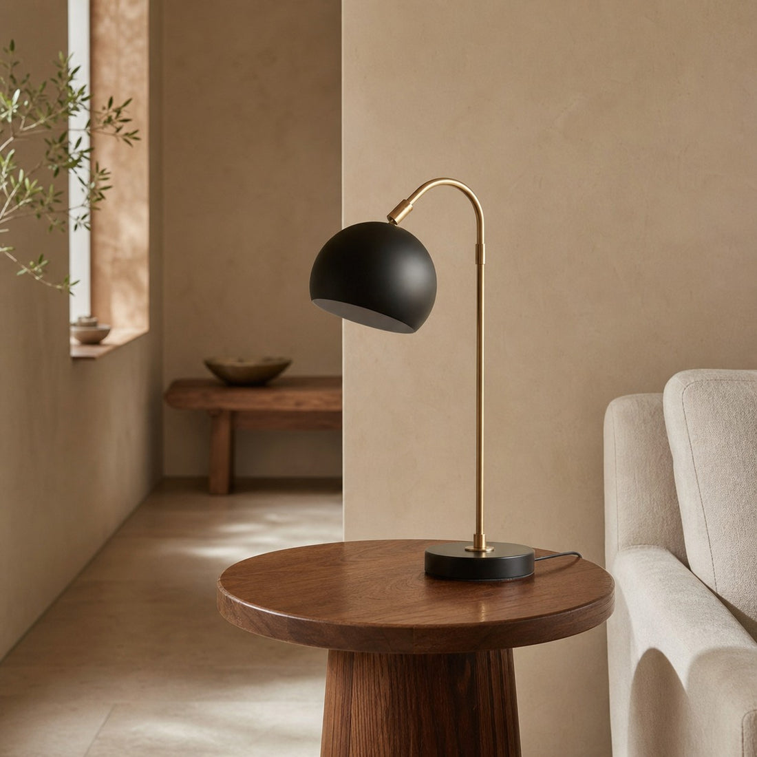 Ornato Luxe Modern Accent Table Lamp - Stylish Home Light
