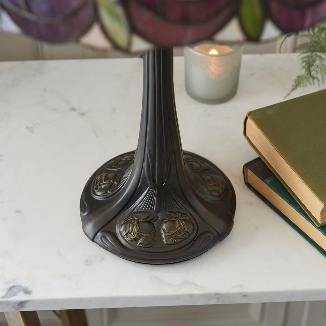 TF Hutchinson Art-Glass Tiffany Style Table Lamp – Handcrafted Design for Home and Office