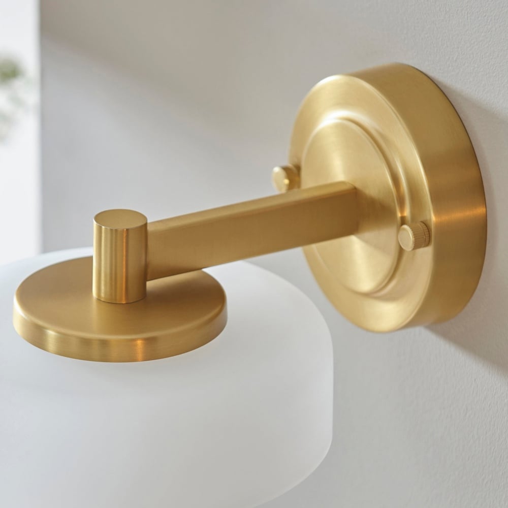 Zirvos Retro Globe Glass Wall Sconce – Elegant Brass-Inspired Shade Wall Light for Corridor