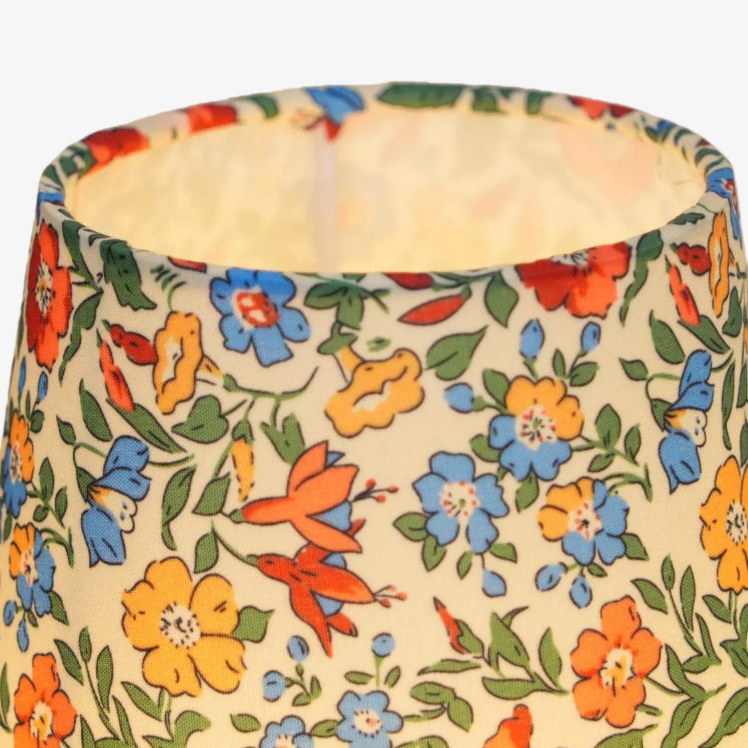 Petalyra Floral Accent Table Lamp - Sculpted Decorative Form Ambient Lighting for Home Use