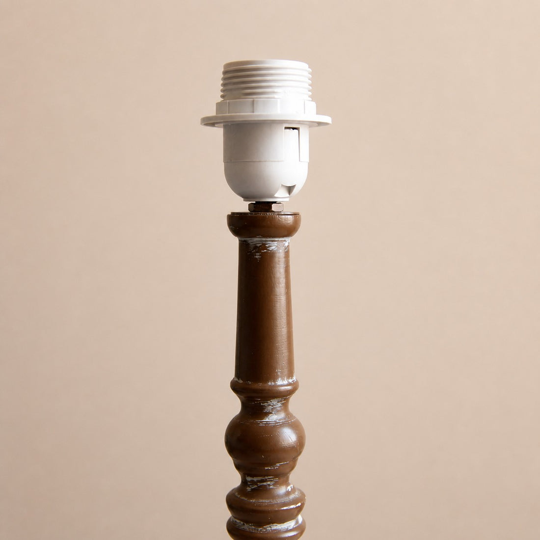E27 socket close detail on table lamp without bulb
