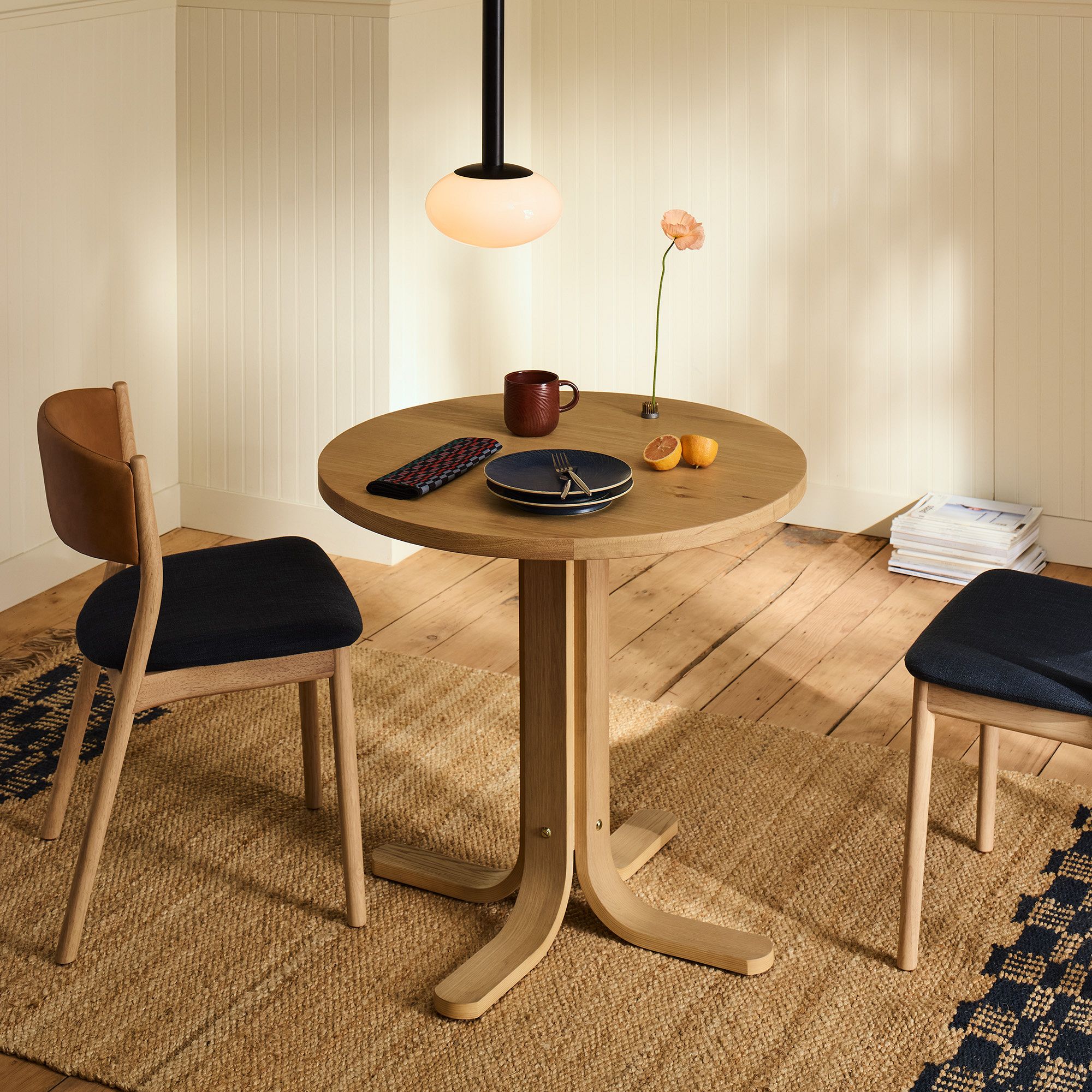 Rolvona Globe Pendant Light - Modern Oval Shade Hanging Lamp