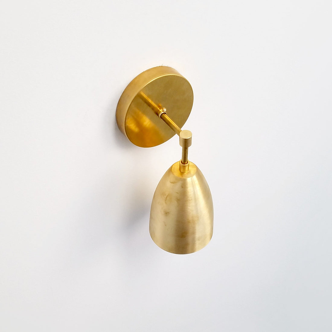 Contemporary Elegant Cone Wall Sconce For Modern Ambiance