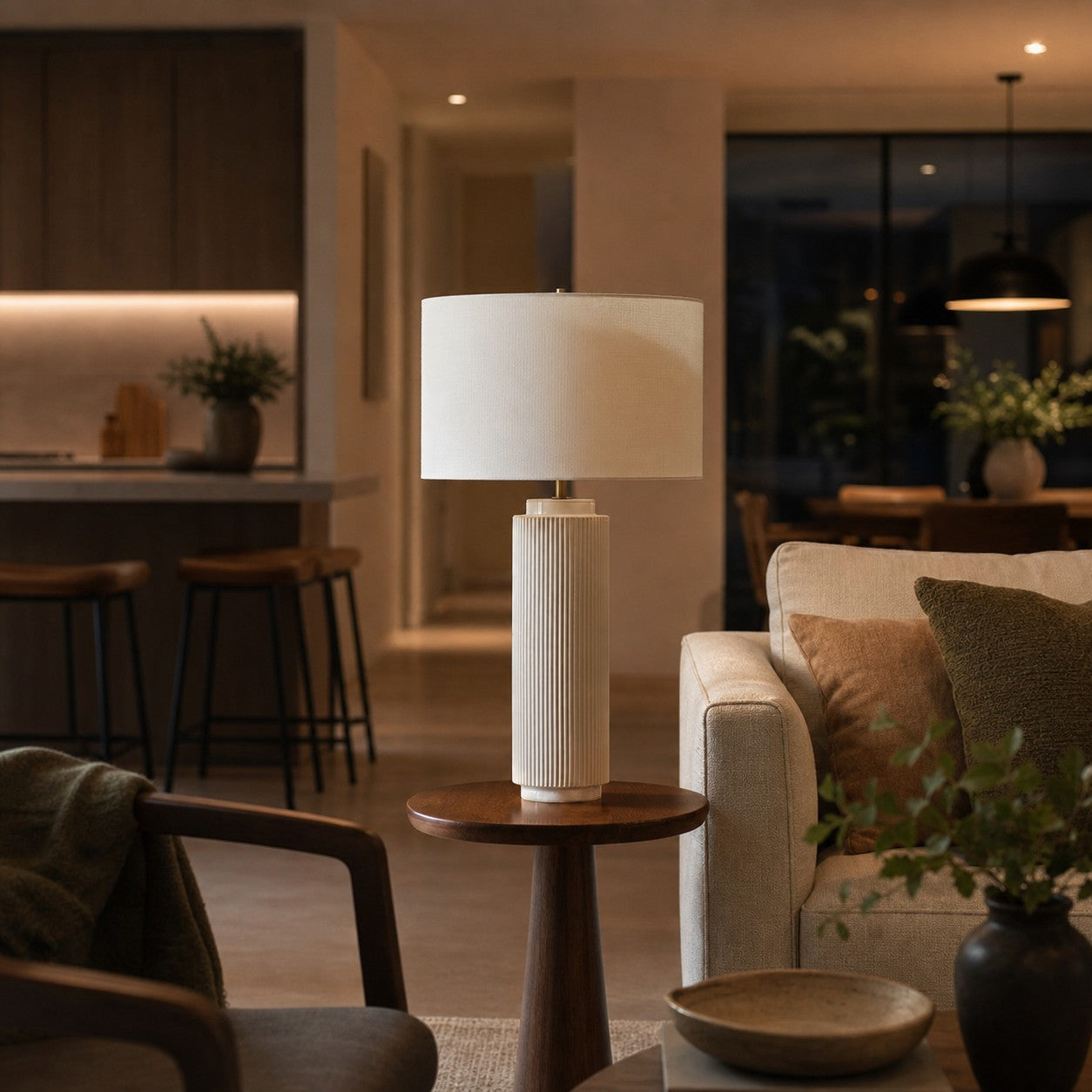 Ceruna Minimalist Ceramic Table Lamp - Ceramic Base With A Linen Lampshade