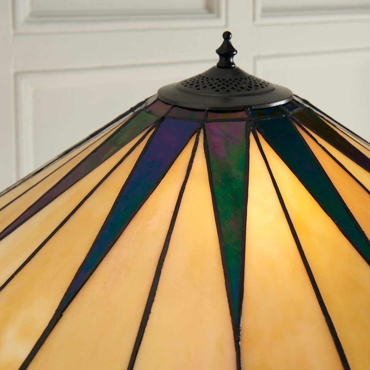 TF Dark Star Tiffany Style Geometric Shade Table Lamp for Bedroom and Accent Lighting