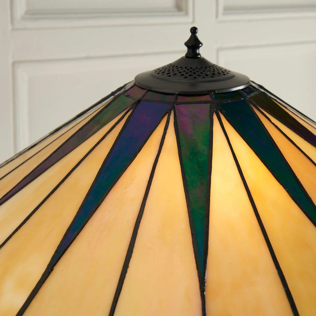 TF Dark Star Tiffany Style Geometric Shade Table Lamp for Bedroom and Accent Lighting