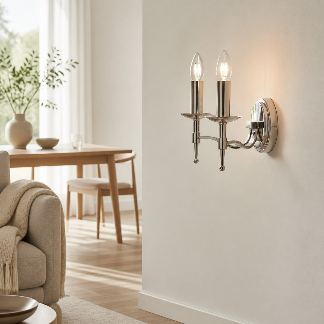 Tela Classic Wall Sconce Metal Wall Light - Elegant Wall Sconce Ideal for Hallway or Living Room