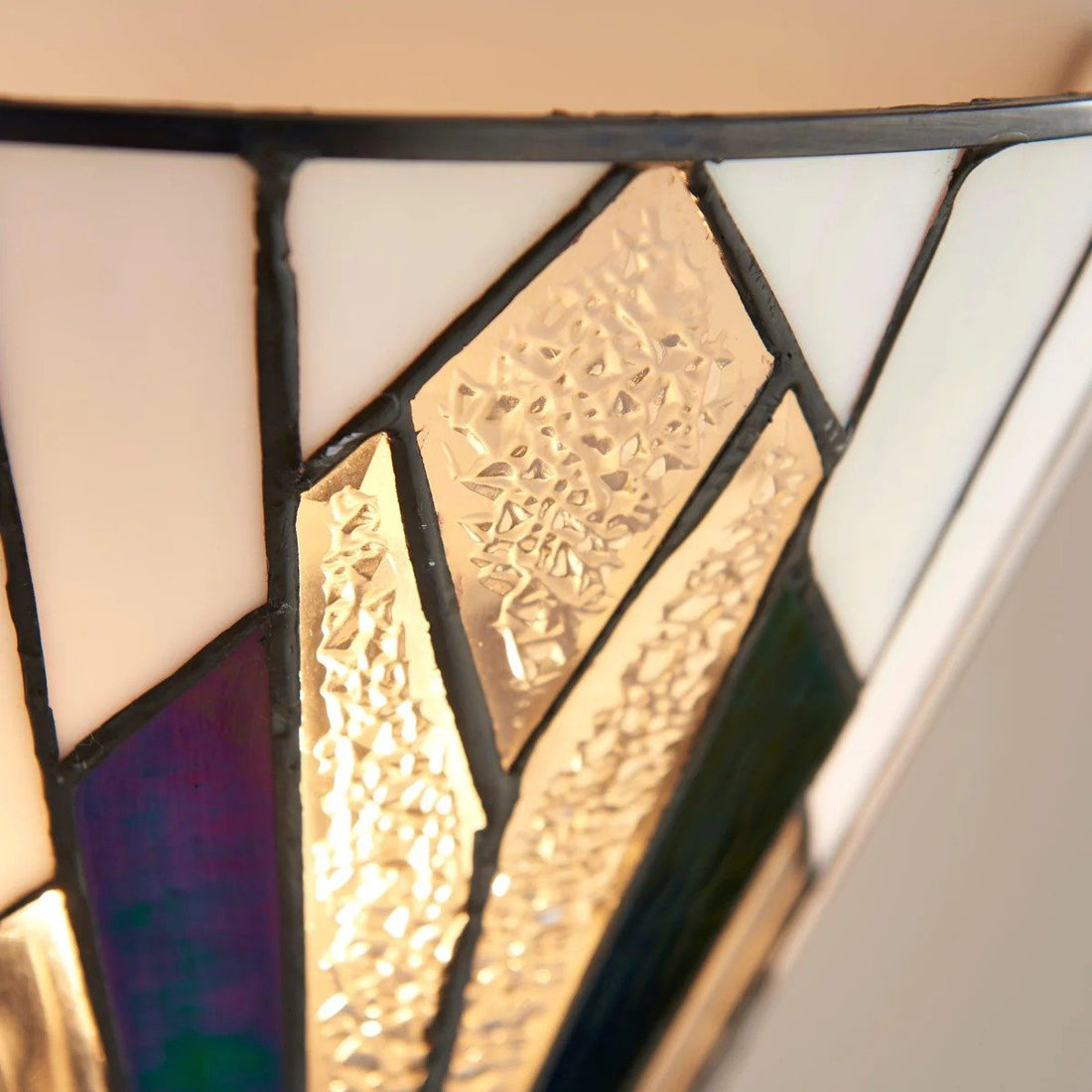 TiffStar Wall Lamp – Vintage Stained Glass for Hallways and Bedrooms