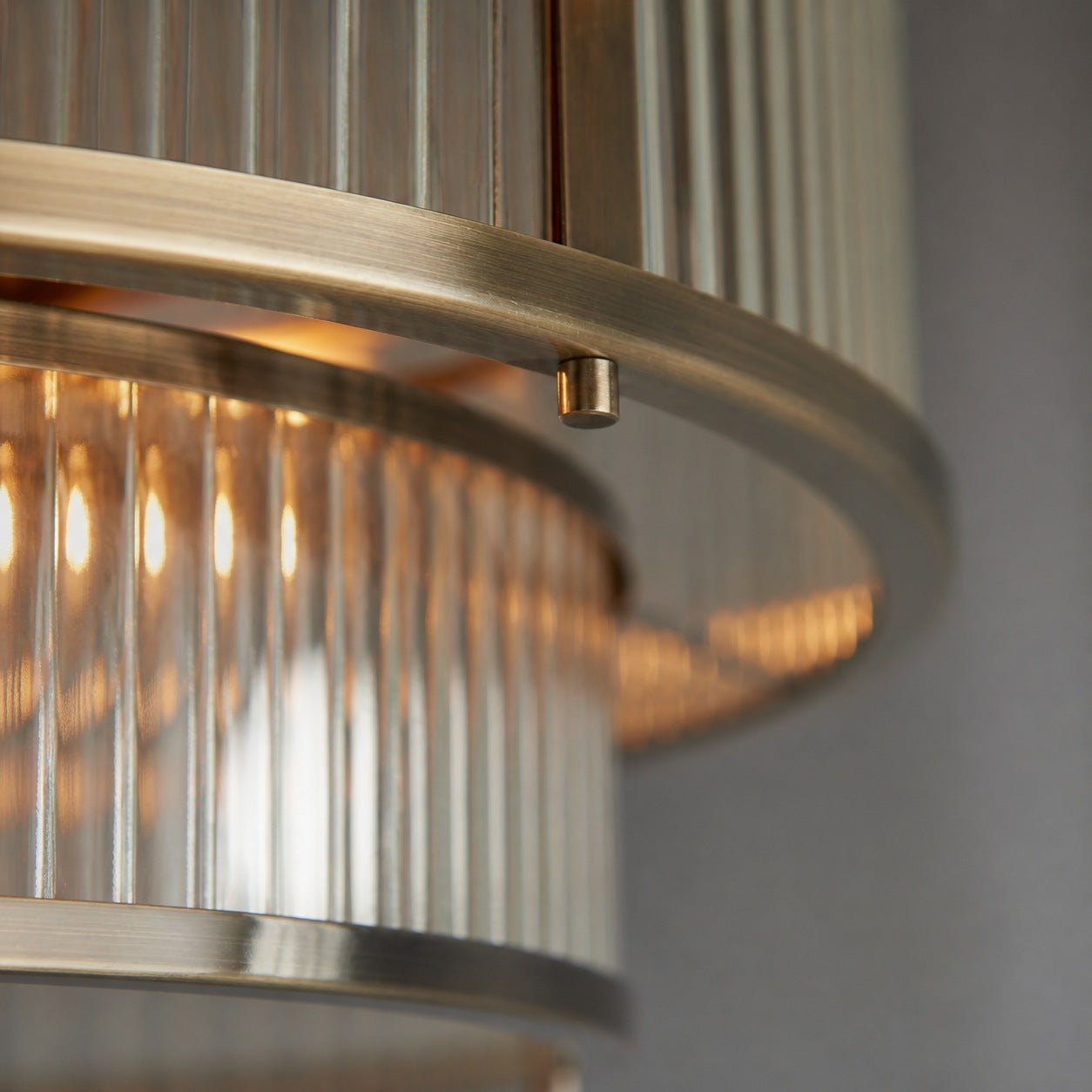 RibGlow Ribbed Glass Pendant Light - Antique Style Pendant Light for Dining Room