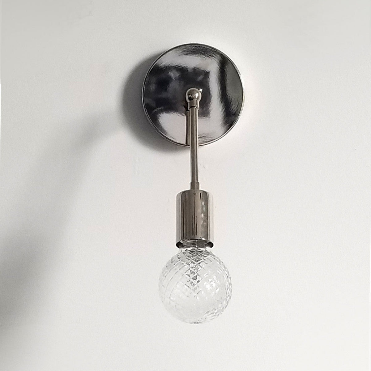 Bathroom & Bedroom Swivel Wall Light - Brass, Chrome, Matte Black Finish