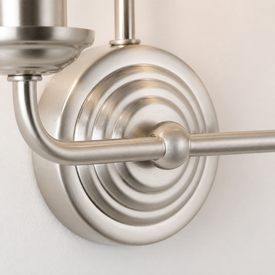 Tela Classic Wall Sconce with Fabric Shade – Elegant Metal Finish Wall Light for Living Room / Bedroom