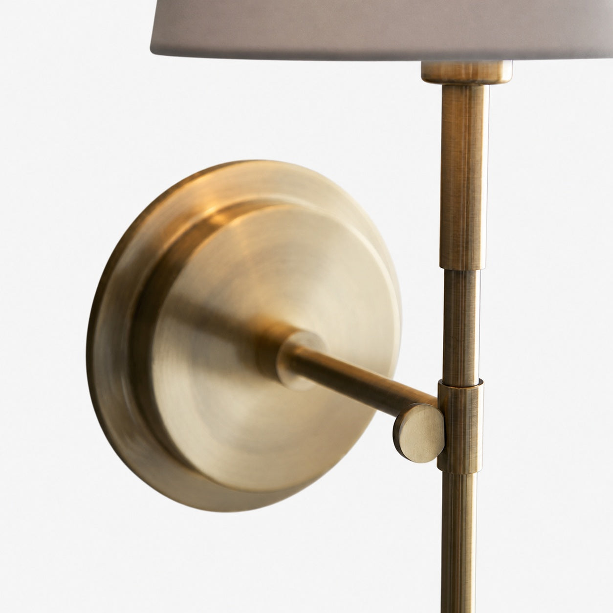 Cremaris Metal Wall Light with Fabric Shade - Timeless Sconce for Interior Lighting