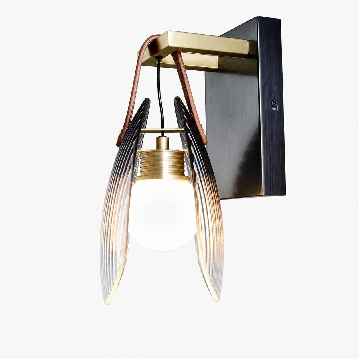 Shell Glass Wall Lamp