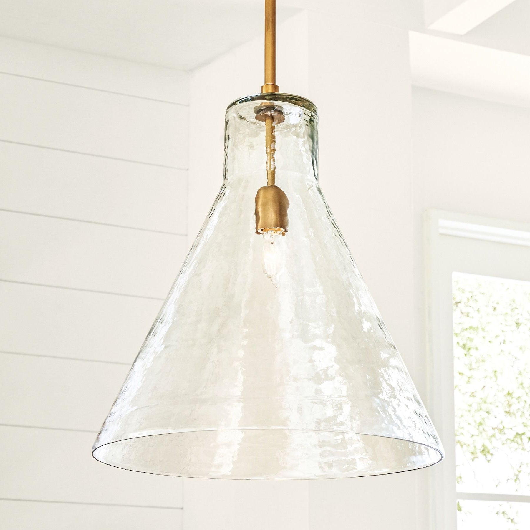 Glavira Industrial Metal Canopy Pendant – Soft Light Diffusing Fixture for Kitchen Islands