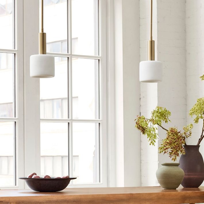 Cerova Modern Ivory Porcelain Pendant Light – Soft Organic Design for Kitchen Island