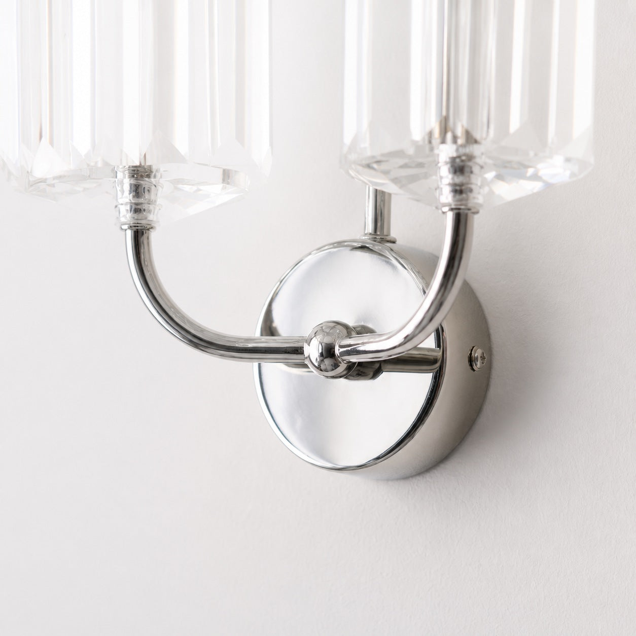 Beveline Faceted Clear Cut Glass Wall Light - Classic Metal Sconce for Hallway and Living Room