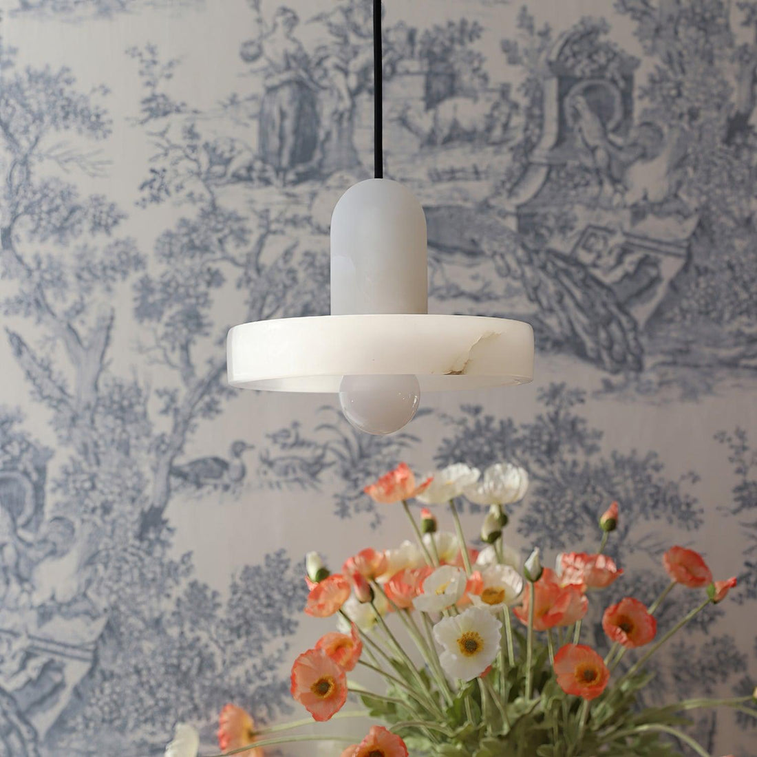 Elegant Creative White Alabaster Pendant Light