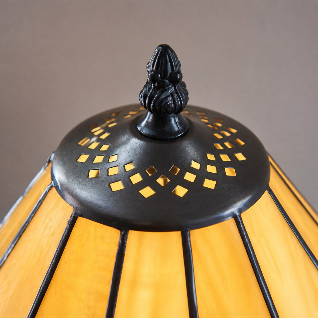 TF Jamelia Classic Stained Glass Table Light Lamp - Handcrafted Glass Light for Bedroom