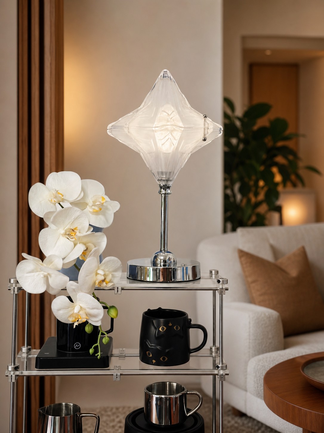 Art Deco Star Table Lamp - Frosted Glass Light for Modern Bedrooms - Astris Lyra